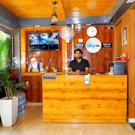 Hotel Sky Inn